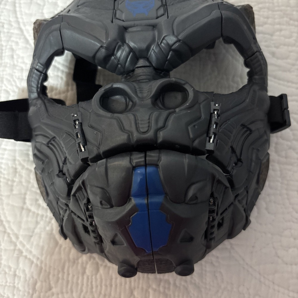 Optimus Prime Play Mask Excellent Used Condition - Picture 6 of 7